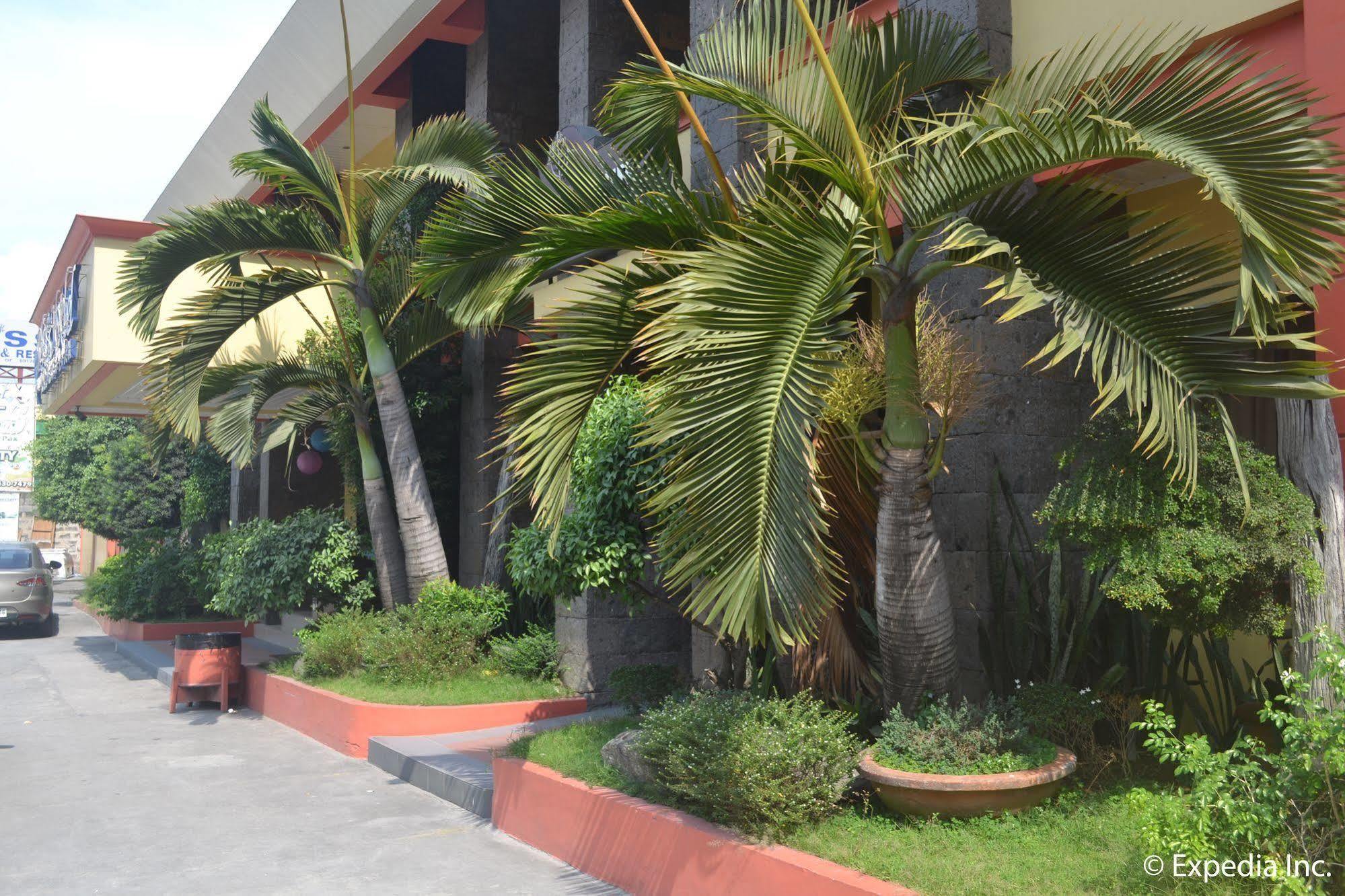 Capital O 740 Bliss Hotel Dau Mabalacat Exterior foto